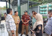 Komisi C DPRD Depok Datangi TPS Mekarjaya