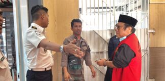 Kejari Lombok Tengah Eksekusi Mantan Bupati Moh. Suhaili Thohir ke Rutan Praya
