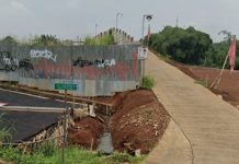 Resto Tepi Sungai Ciliwung Diduga Tanpa Izin, Warga Sebut Nama Anggota DPRD Depok